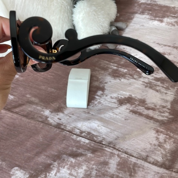 Prada Accessories - Prada Baroque Sunnies. EUC